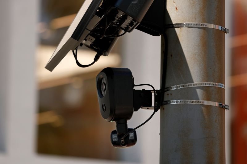 Police Officer Arrested for Tracking Ex 2,000+ Times