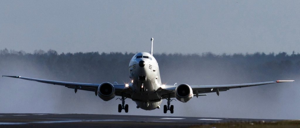 Navy Spy Plane Flies Taiwan Strait Before Xi Visit